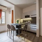 Lejlighedshotel Carlina Palace By Varental 4*