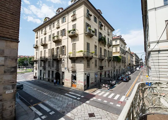 Apartahotel Carlina Palace By Varental 4*