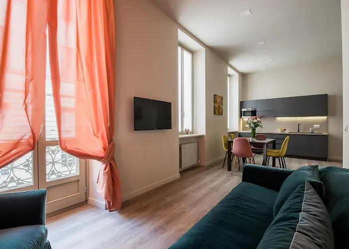 Carlina Palace By Varental Apartahotel 4*