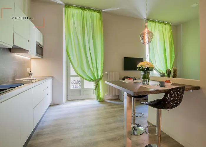 Carlina Palace By Varental