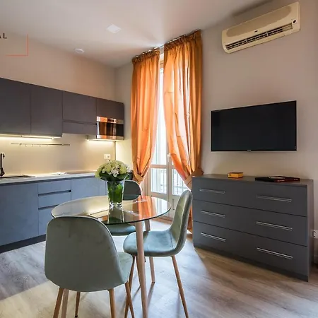 Carlina Palace By Varental Aparthotel *
