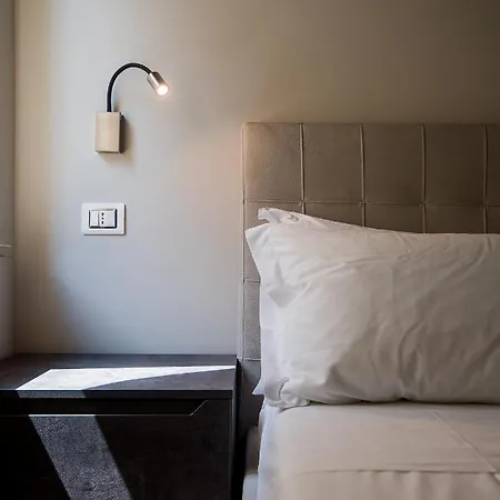 Aparthotel Carlina Palace By Varental Turin